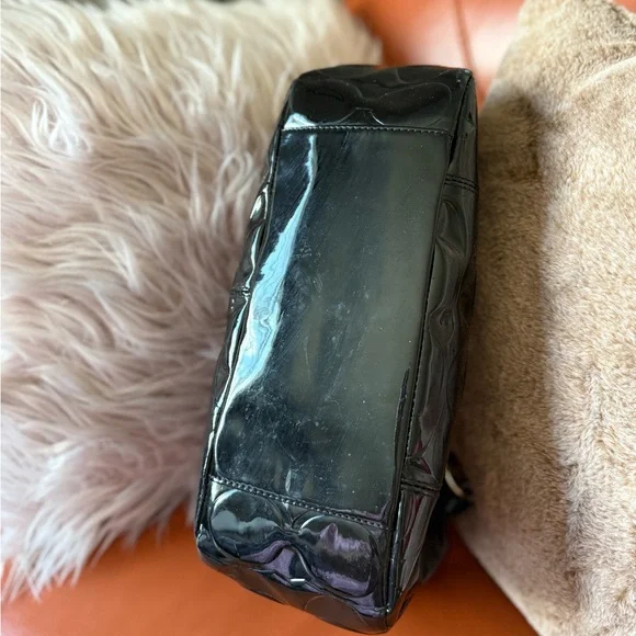 COACH Black Patent Leather Embossed C East West Gallery Large Tote F17728 - Picture 3 of 6